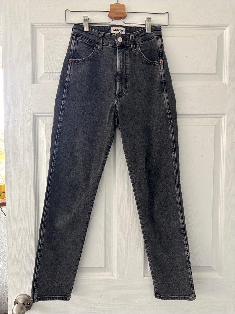 Wrangler Icons 11WWZ Black High-Rise Jeans